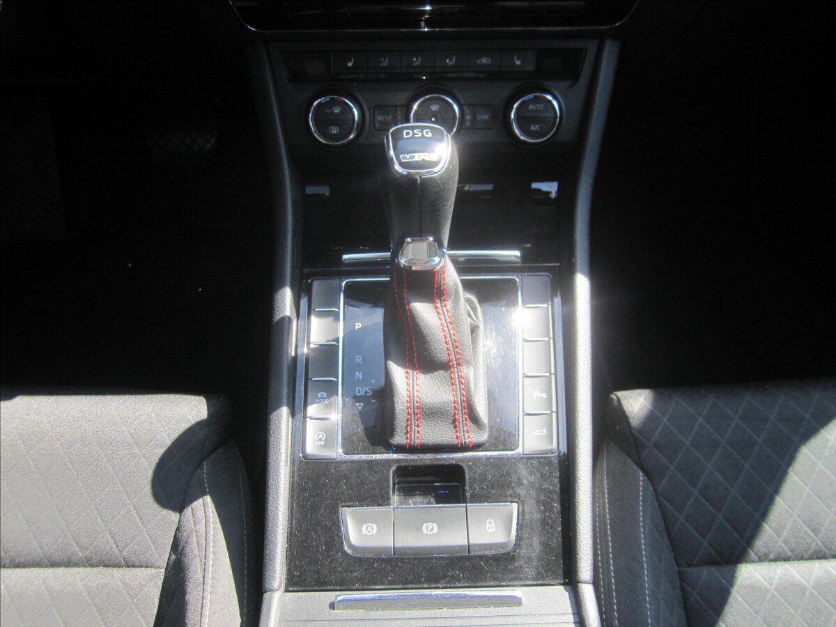 Škoda Superb Sedan 2,0 l 110 kw