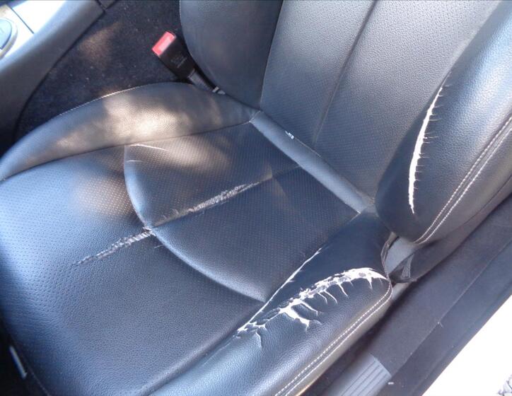 Mercedes-Benz 211 14