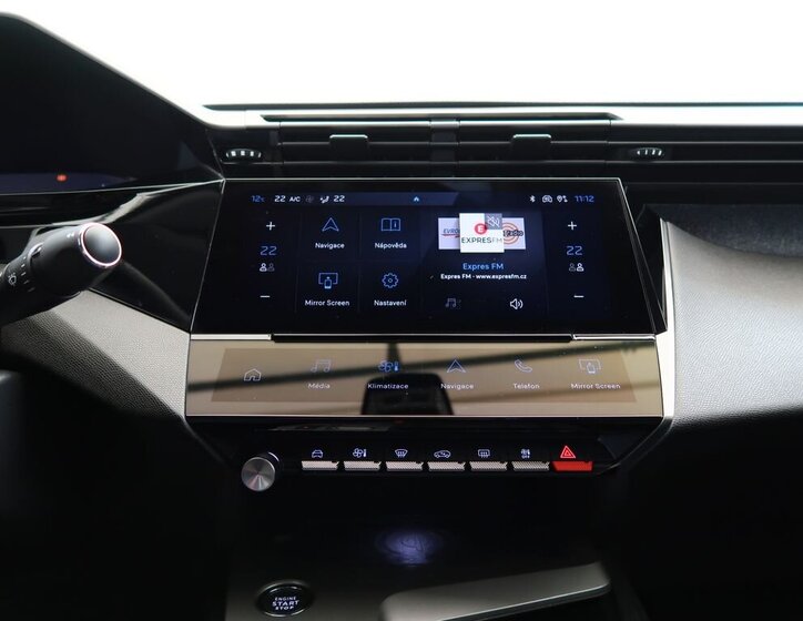 Peugeot 408 Liftback 1,2 l 96 kw