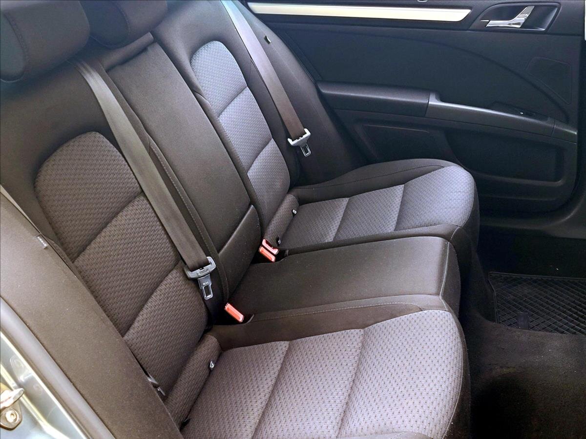 Škoda Superb Kombi 1,8 l 118 kw