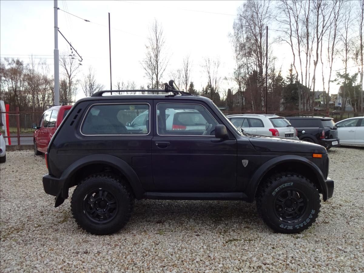 Lada Niva Kombi 1,7 l 61 kw