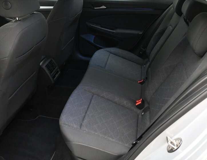 Volkswagen Golf Kombi 2,0 l 85 kw