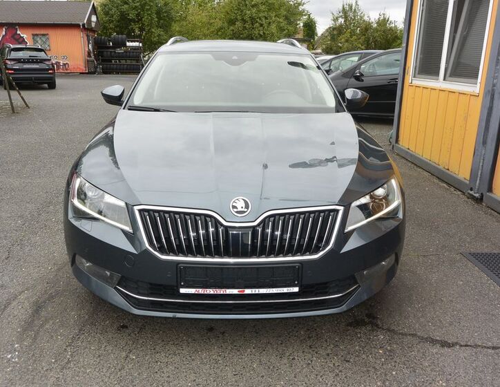 Škoda Superb 2