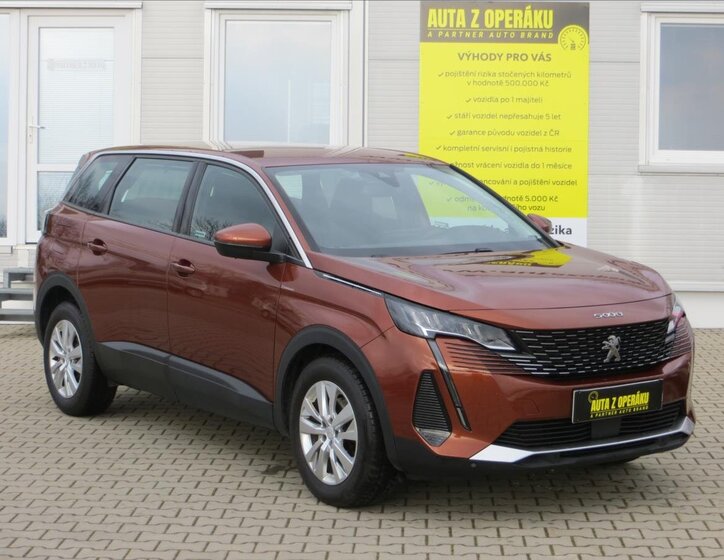 Peugeot 5008 MPV 1,2 l 96 kw