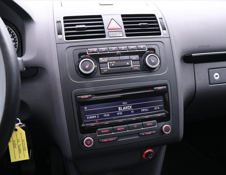 Volkswagen Touran 20