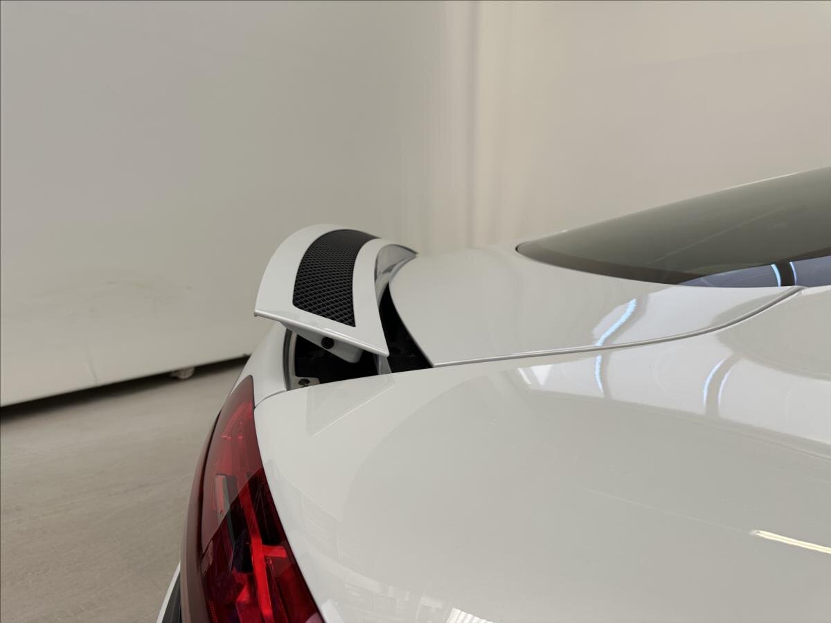 Audi R8 Kupé 5,2 l 386 kw