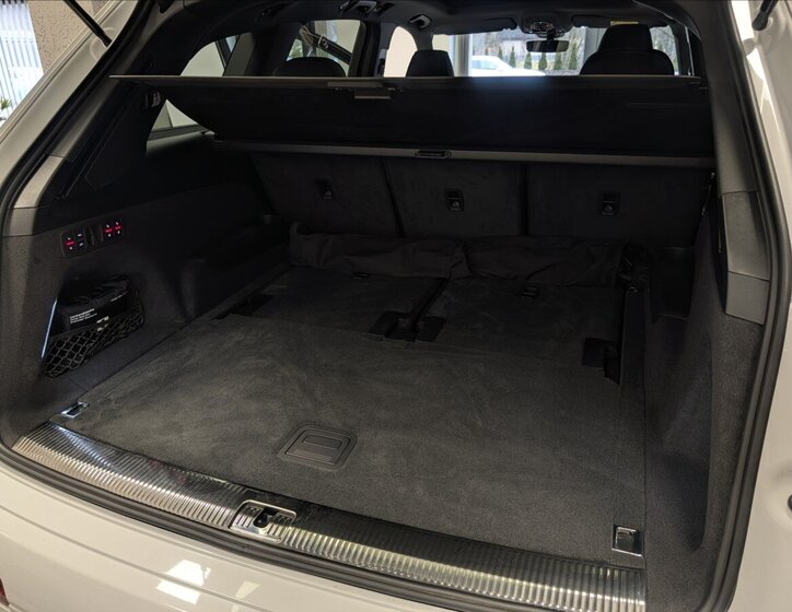 Audi Q7 Kombi 3,0 l 210 kw