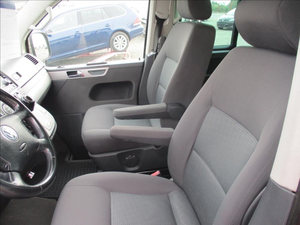 Volkswagen Multivan VAN / Minibus 2,5 l 96 kw