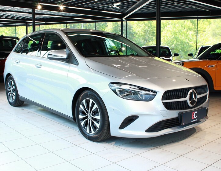 Mercedes-Benz Třídy B Hatchback 1,3 l 100 kw