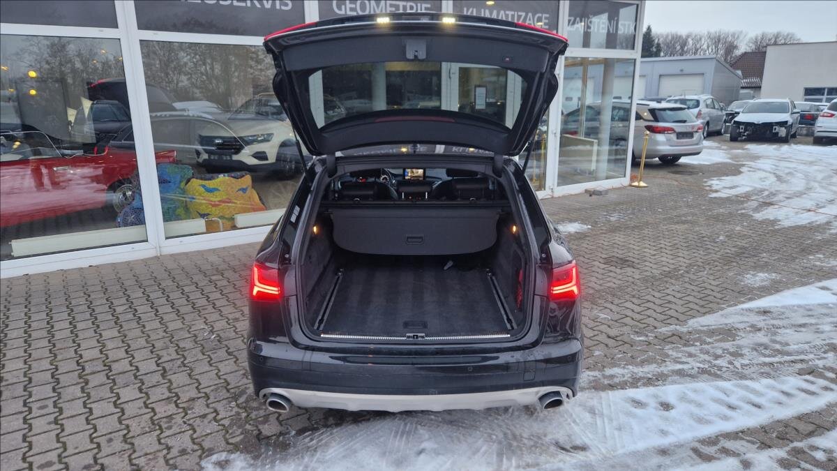 Audi A6 Allroad Kombi 3,0 l 235 kw