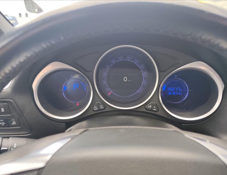 DS Automobiles DS4 Hatchback 2,0 l 133 kw