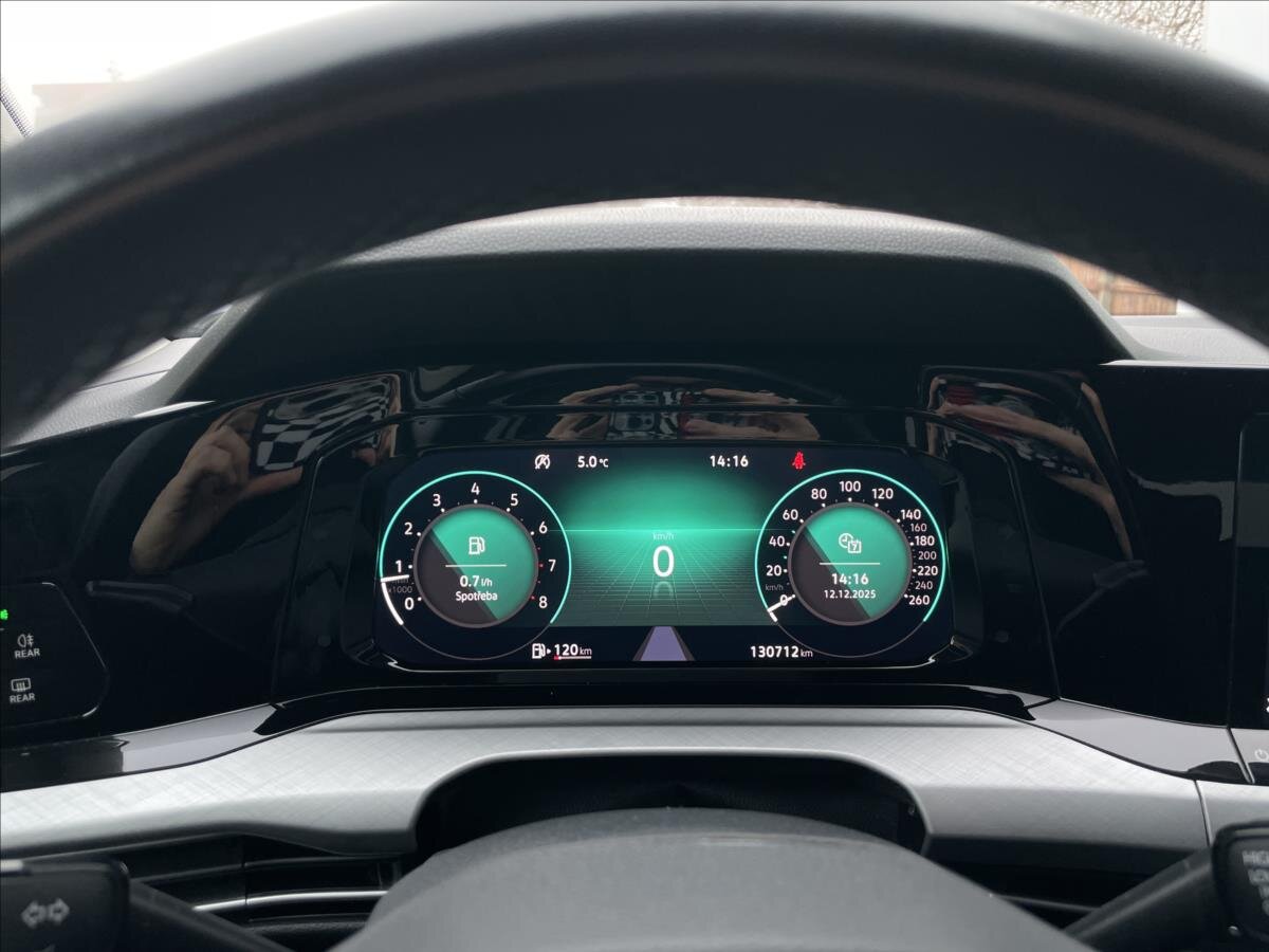 Volkswagen Golf Kombi 1,5 l 96 kw