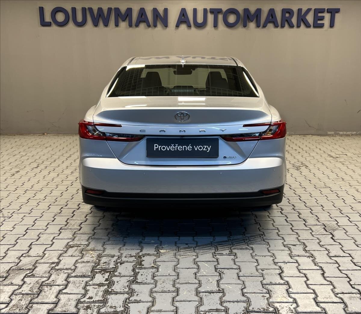 Toyota Camry Sedan 2,5 l 137 kw