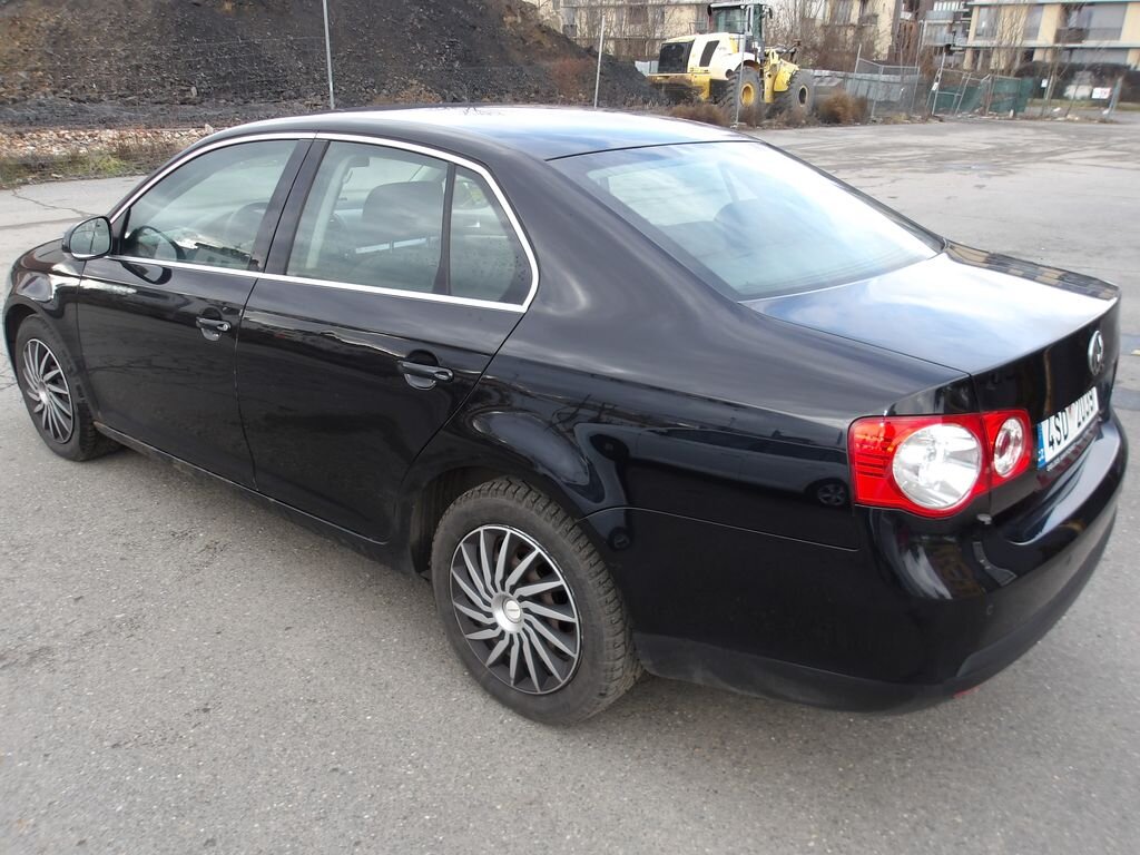 Volkswagen Jetta Sedan 1,9 l 77 kw