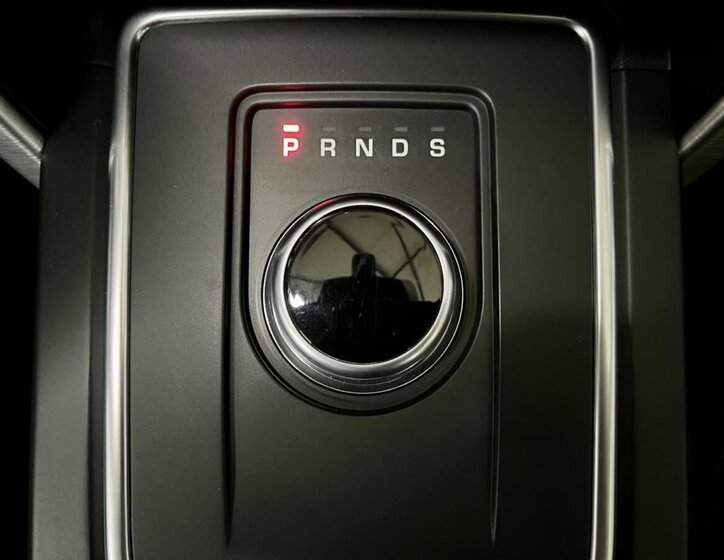 Land Rover Discovery SUV / Terénní 2,0 l 132 kw