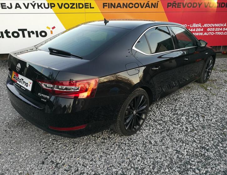 Škoda Superb 3