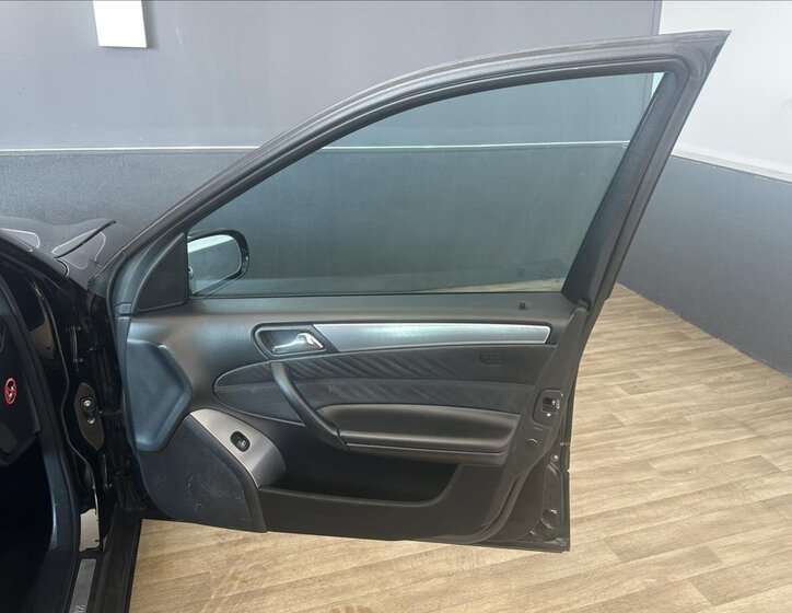 Mercedes-Benz Třídy C Kombi 2,1 l 110 kw