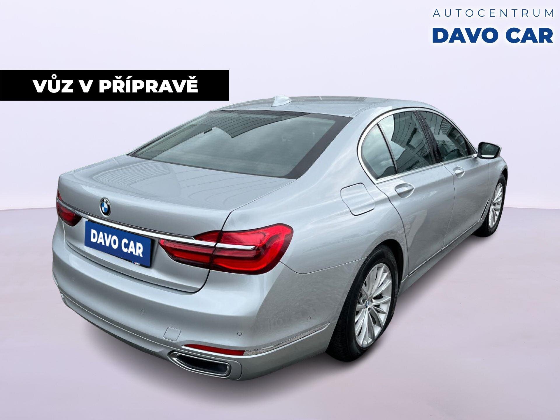 BMW Řada 7 Sedan / Limuzína 3,0 l 235 kw