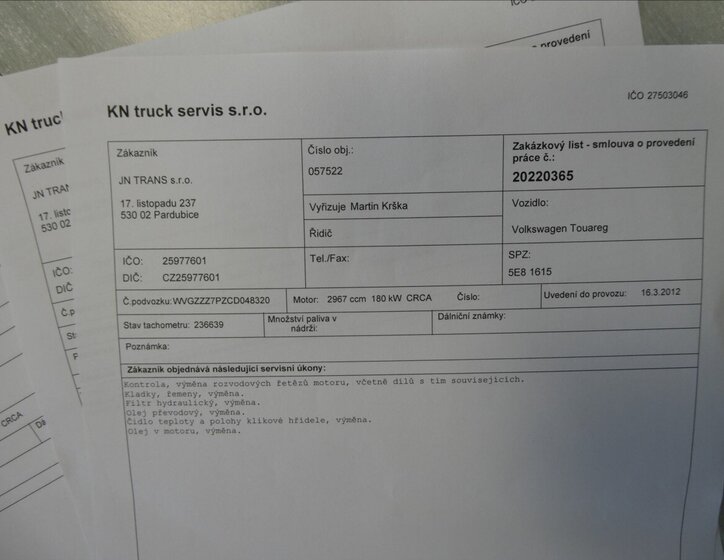 Volkswagen Touareg SUV / Terénní 3,0 l 180 kw