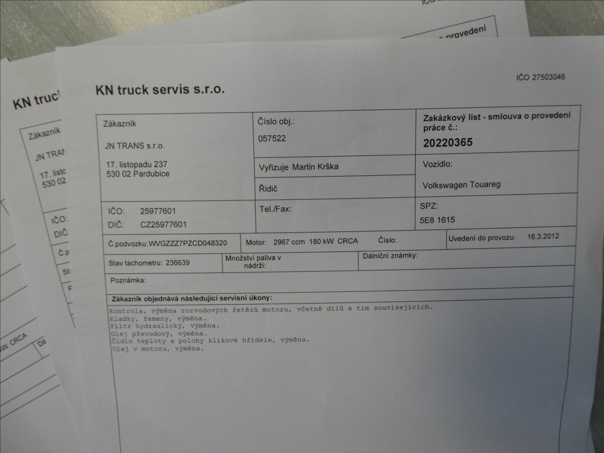 Volkswagen Touareg SUV / Terénní 3,0 l 180 kw