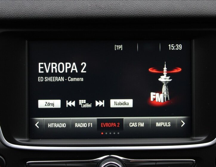 Opel Grandland X SUV / Terénní 1,2 l 96 kw