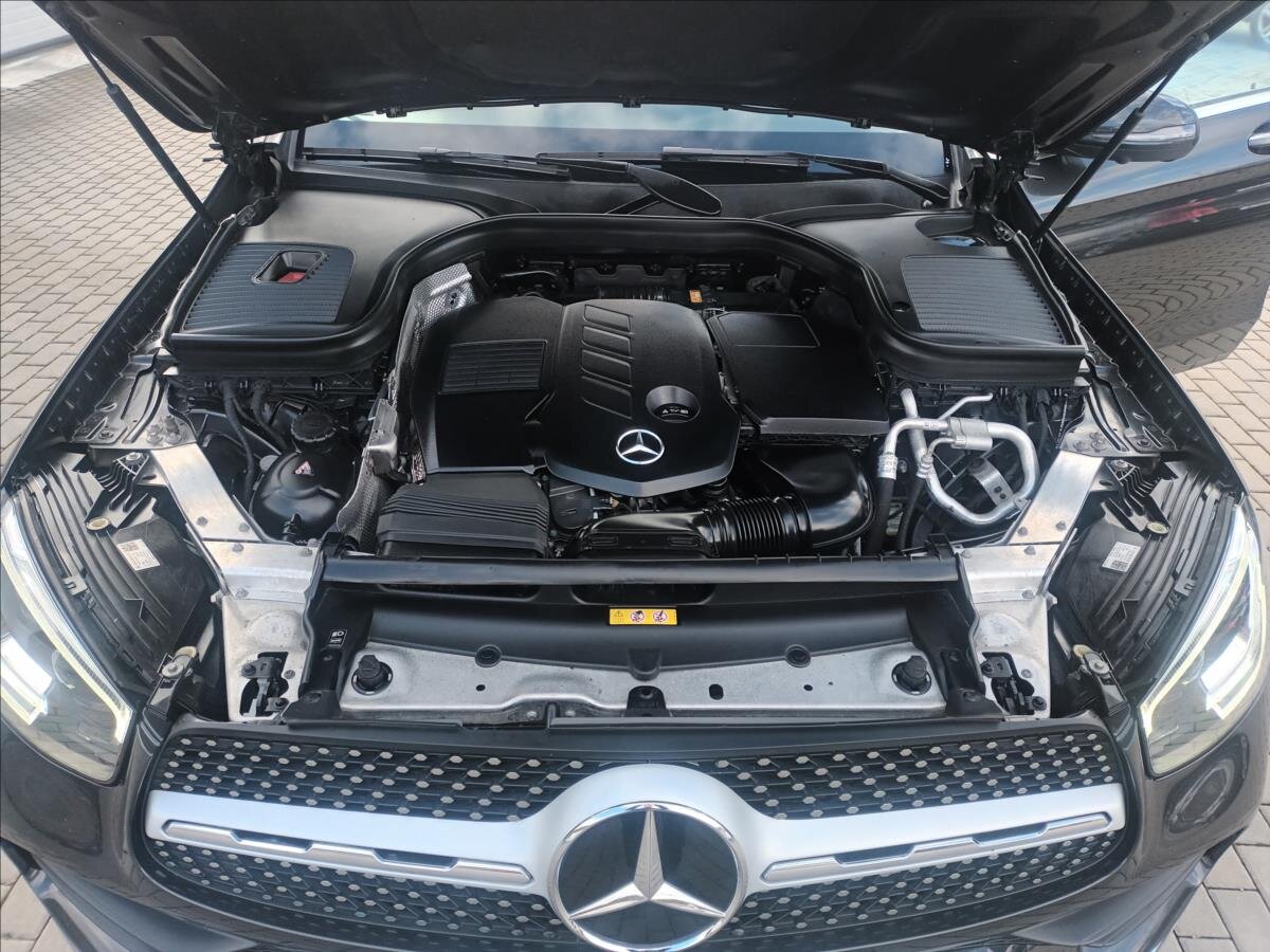 Mercedes-Benz GLC SUV 2,0 l 180 kw