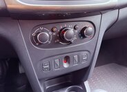 Dacia Sandero Hatchback 1,1 l 55 kw