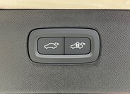 Volvo XC90 SUV / Terénní 2,0 l 335 kw