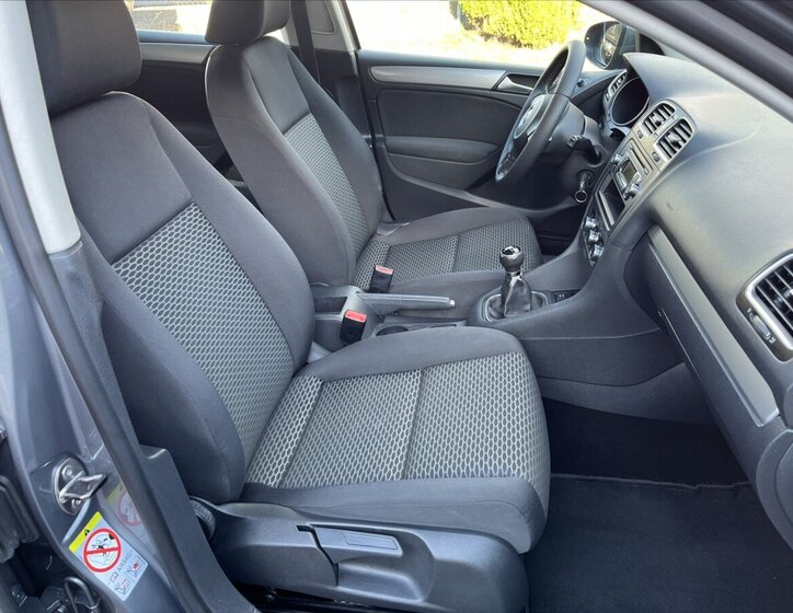 Volkswagen Golf Hatchback 1,6 l 75 kw