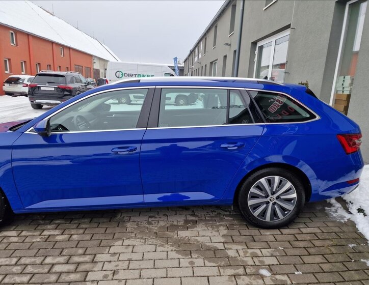 Škoda Superb Kombi 1,5 l 110 kw