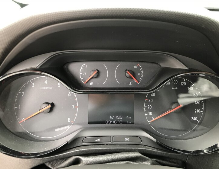 Opel Crossland X Kombi 1,2 l 81 kw