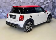 Mini Cooper Hatchback 2,0 l 170 kw