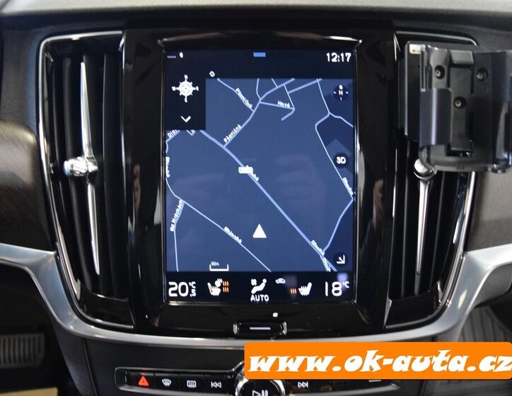 Volvo V90 Kombi 2,0 l 140 kw