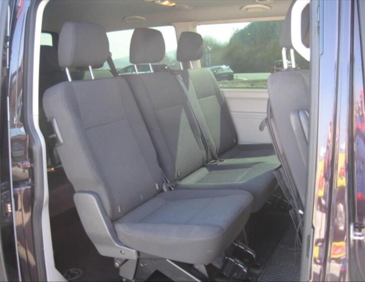 Volkswagen Caravelle 12