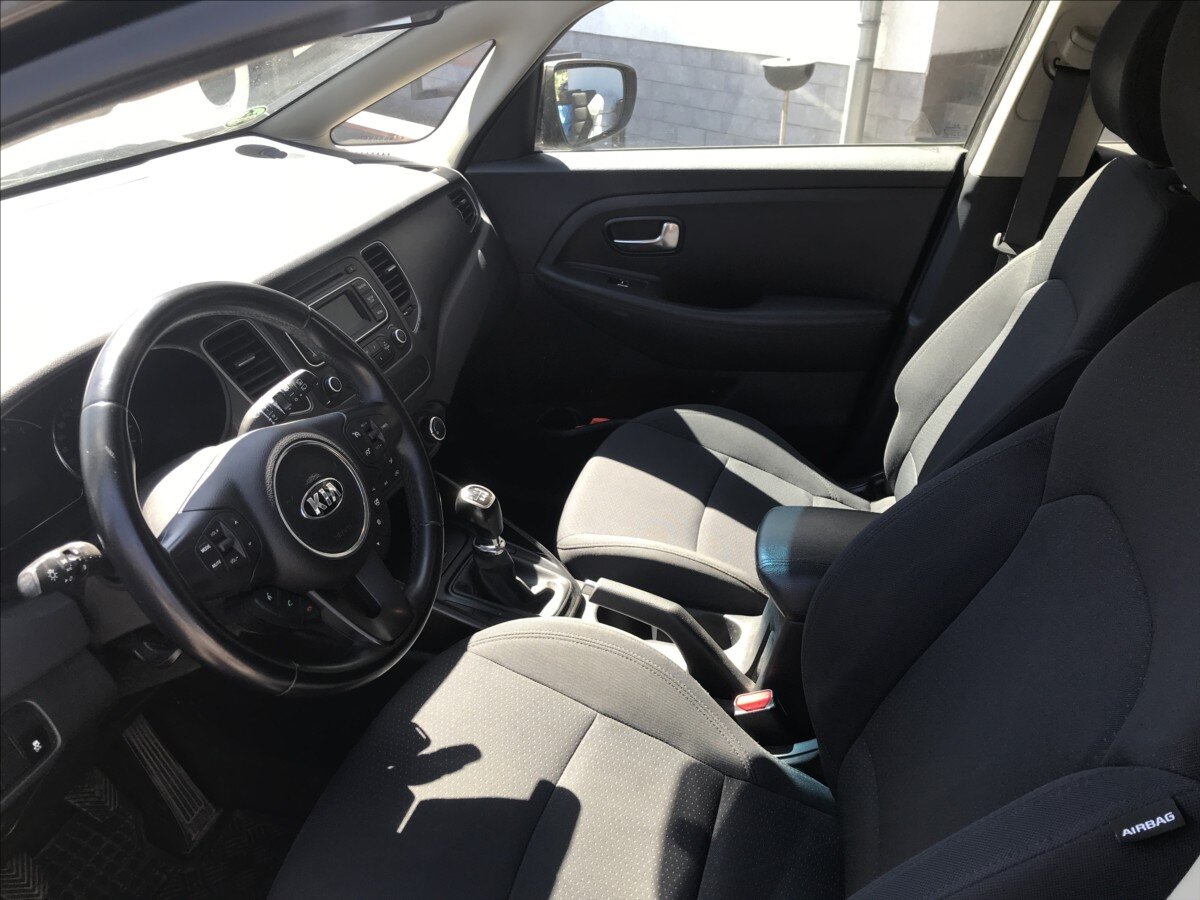 KIA Carens Kombi 1,6 l 99 kw