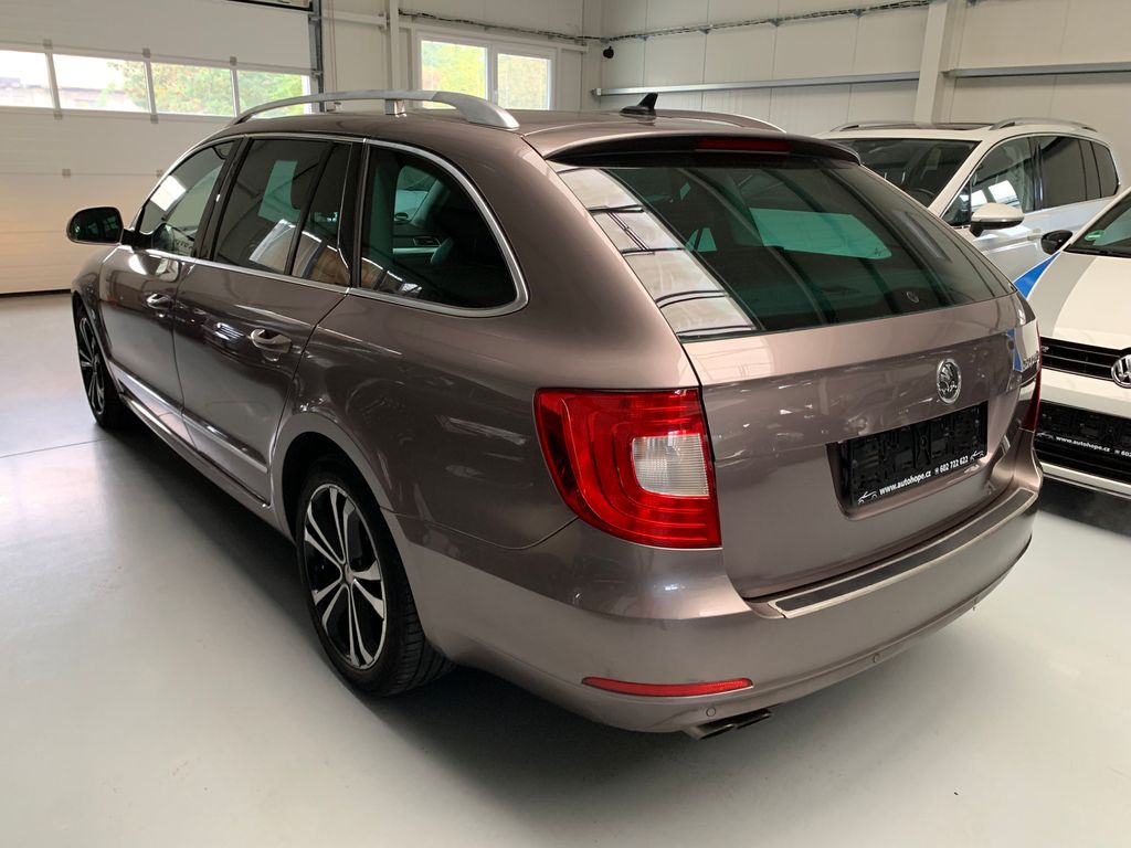 Škoda Superb