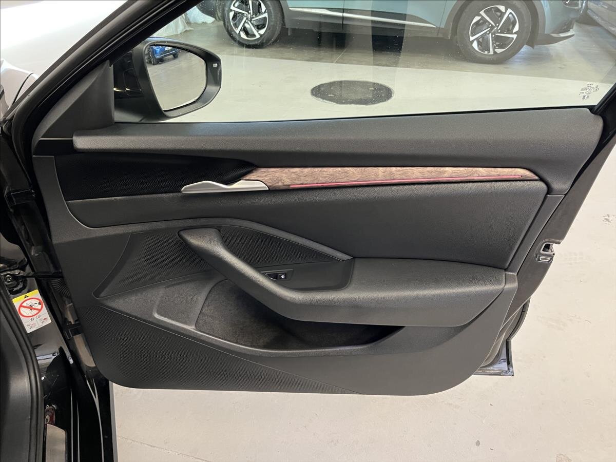 Škoda Superb Liftback 2,0 l 110 kw