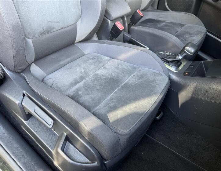 Volkswagen Golf Plus 37