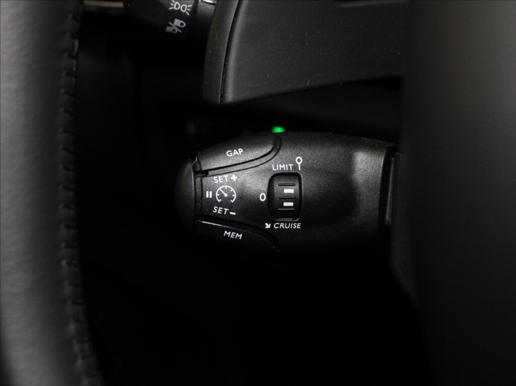 Citroën C5 Aircross SUV 1,6 l 165 kw