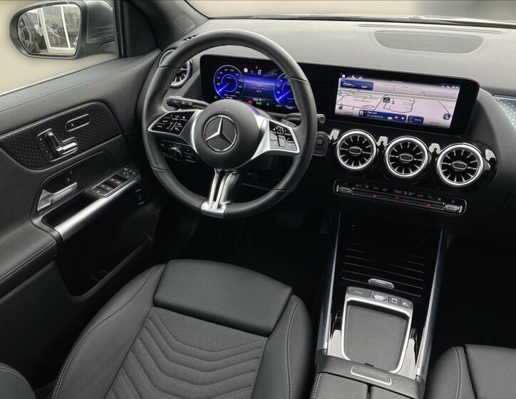 Mercedes-Benz EQA SUV / Terénní 0,0 140 kw