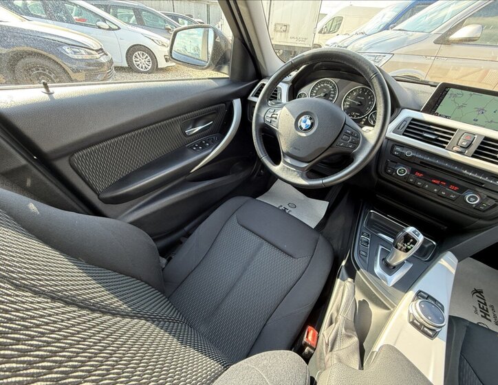 BMW Řada 3 Sedan 3,0 l 225 kw