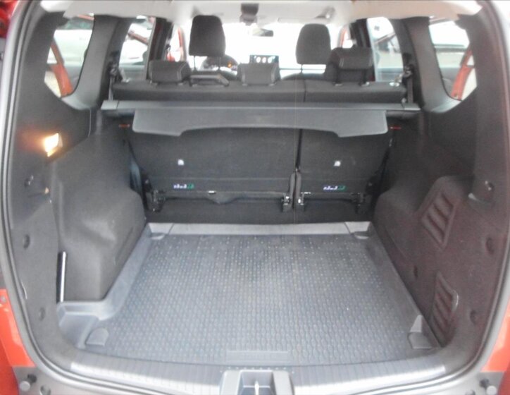 Dacia Jogger MPV 999,0 81 kw