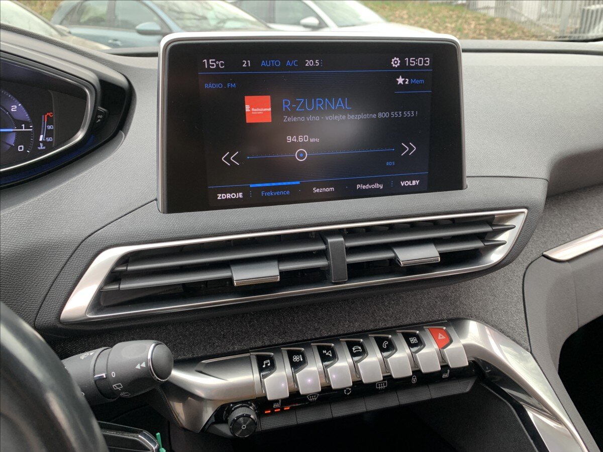 Peugeot 3008 SUV / Terénní 1,2 l 96 kw