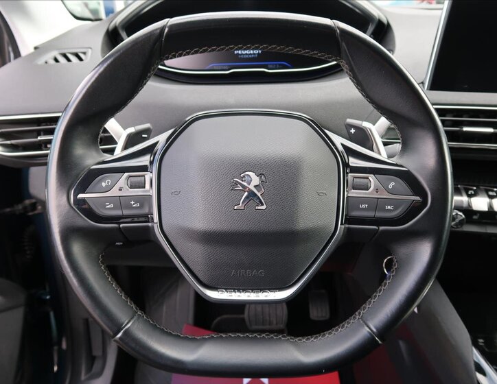 Peugeot 5008 SUV / Terénní 1,2 l 96 kw