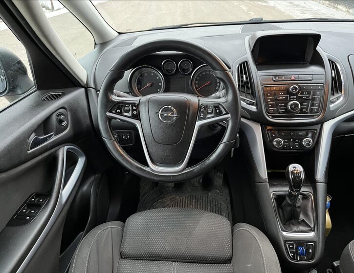 Opel Zafira MPV 1,6 l 100 kw