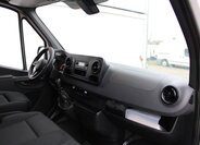 Mercedes-Benz Sprinter 10