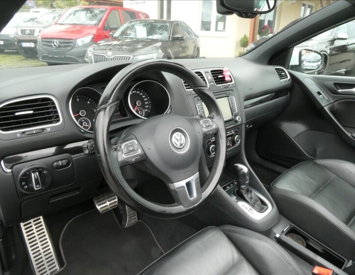 Volkswagen Golf 19