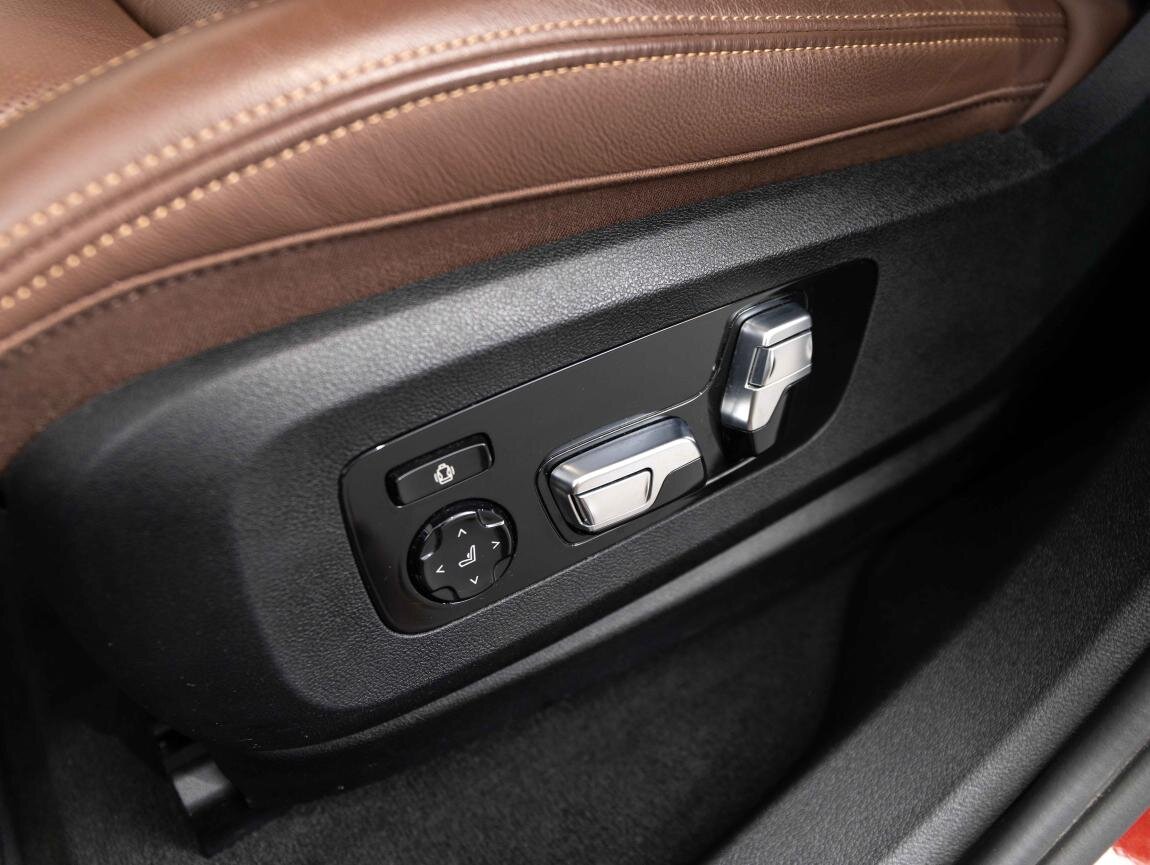 BMW X6 SUV 3,0 l 210 kw