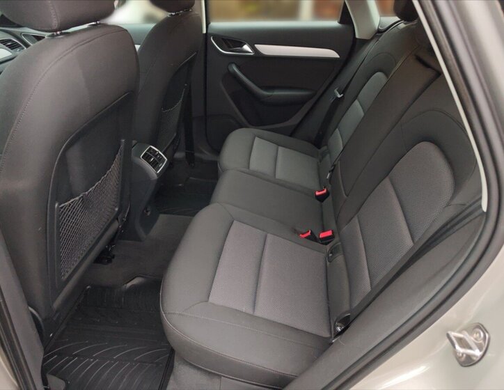 Audi Q3 SUV / Terénní 2,0 l 110 kw