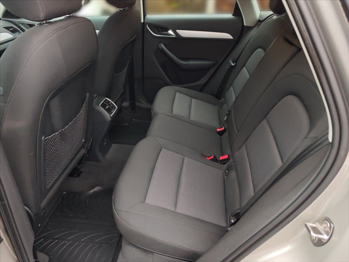 Audi Q3 SUV / Terénní 2,0 l 110 kw